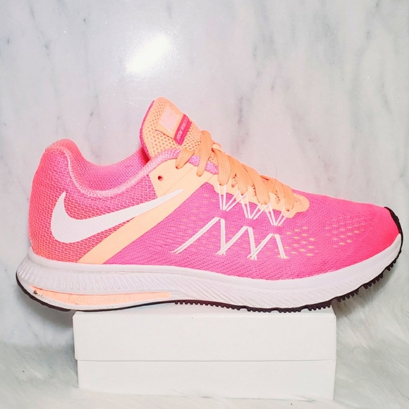 nike air zoom wind flow